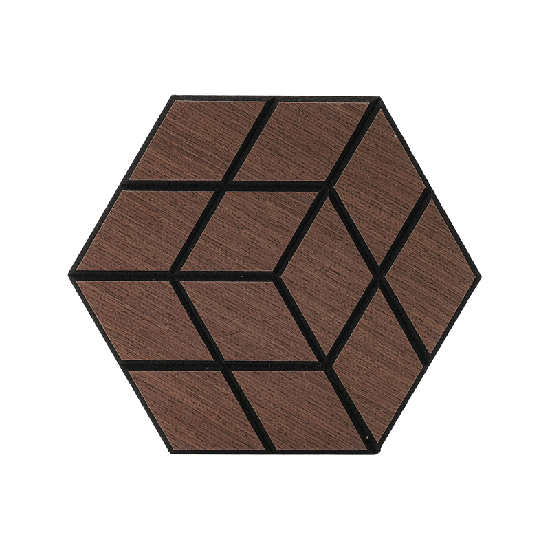 Panneau mural polygonal insonorisant rainuré en placage de bois, applicable aux hôtels et aux bureaux Panneau mural polygonal insonorisant rainuré en placage de bois, applicable aux hôtels et aux bureaux