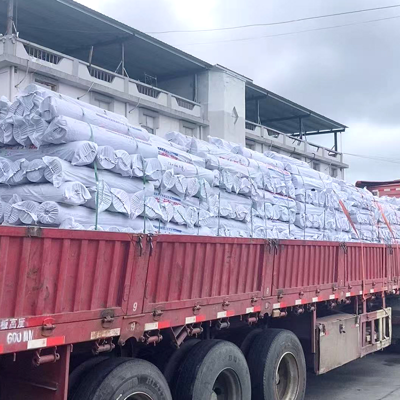 Panneaux d'éponge de coton de mousse insonorisée acoustique de tuiles blanches à haute densité d'usine de la Chine pour la solution de conception graphique de salle d'enregistrement Panneaux d'éponge de coton de mousse insonorisée acoustique de tuiles blanches à haute densité d'usine de la Chine pour la solution de conception graphique de salle d'enregistrement